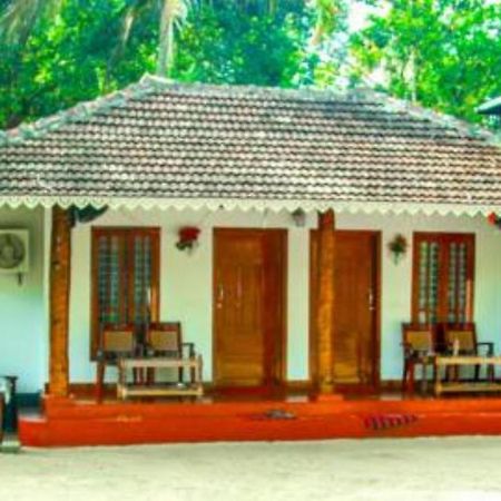 Marari Felix Beach Homestay マラリクラム エクステリア 写真